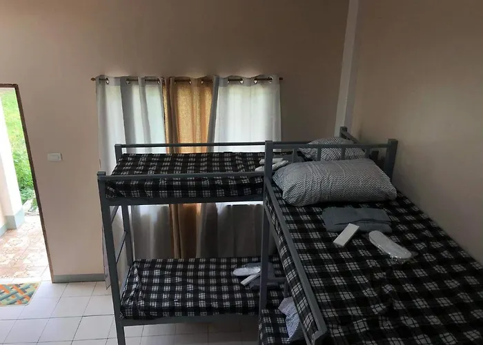 Massimo's Place * Moalboal